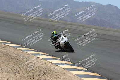 media/Apr-10-2022-SoCal Trackdays (Sun) [[f104b12566]]/Bowl (11am)/